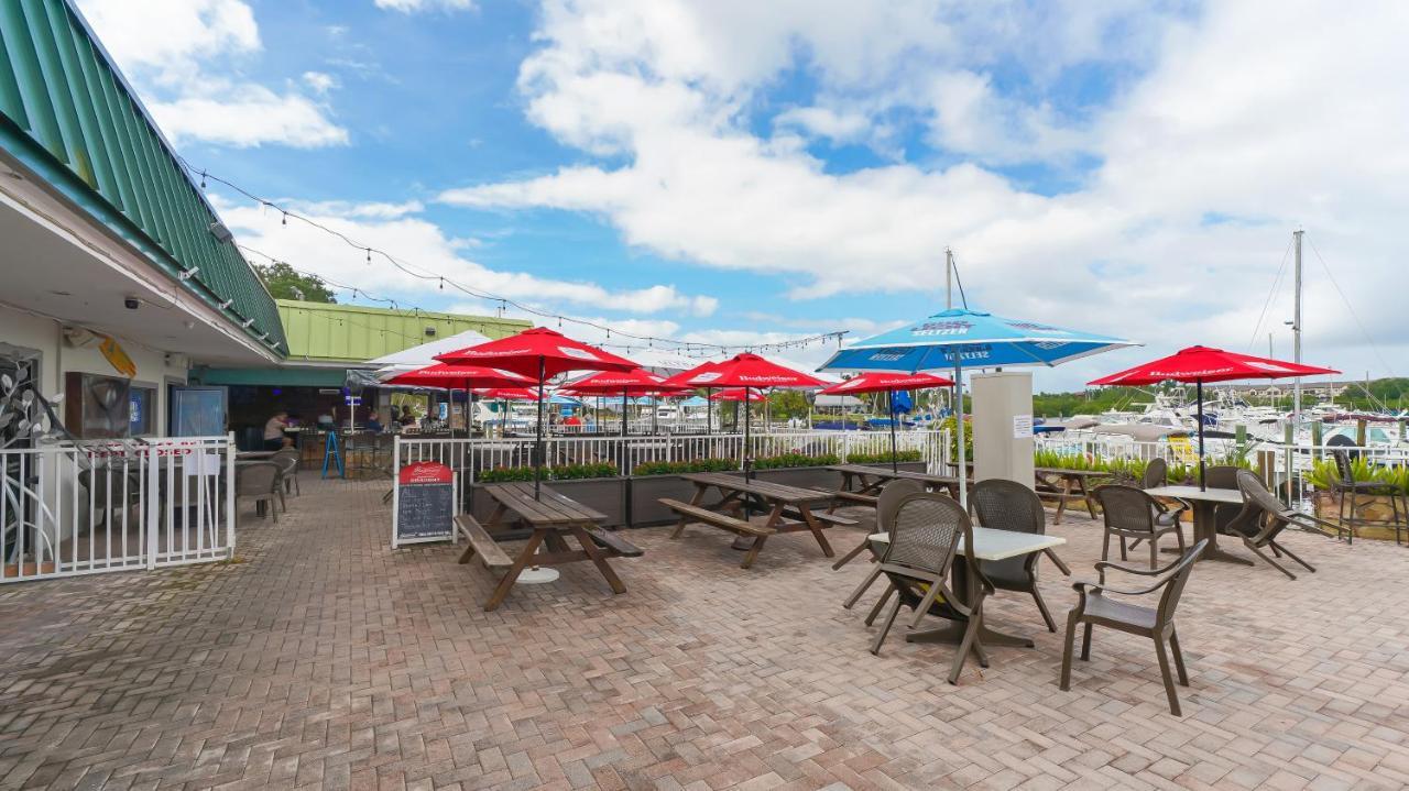 Heated Pool, Fireplace, 70" Tv, Waterfront & More! Sarasota Exterior photo