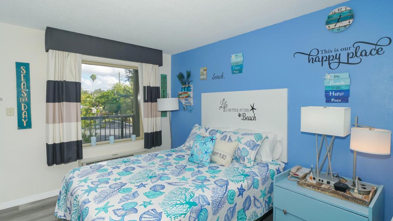 Heated Pool, Fireplace, 70" Tv, Waterfront & More! Sarasota Exterior photo