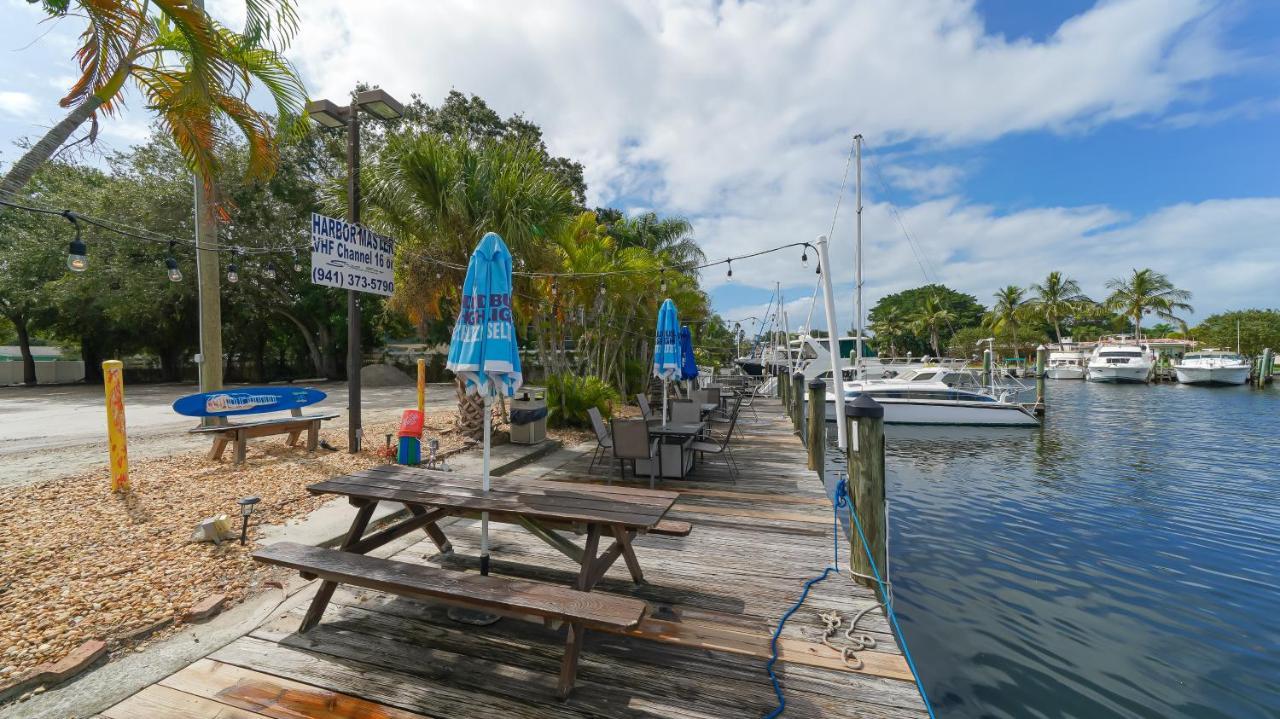 Heated Pool, Fireplace, 70" Tv, Waterfront & More! Sarasota Exterior photo
