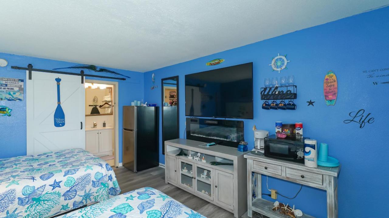 Heated Pool, Fireplace, 70" Tv, Waterfront & More! Sarasota Exterior photo